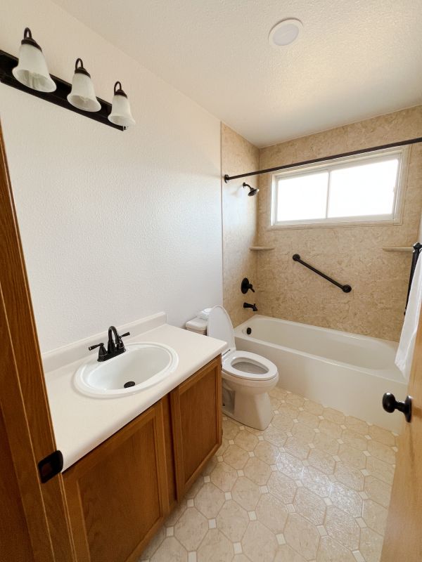 Top Bathroom Remodeling Companies in Defiance, OH